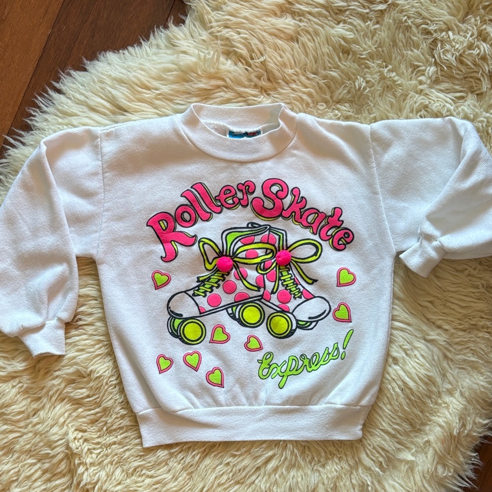 Vintage White Roller Skate Graphic Sweatshirt crewneck sz 6